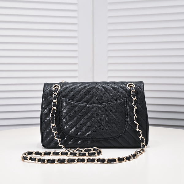 シャネルバッグ側面デザイン